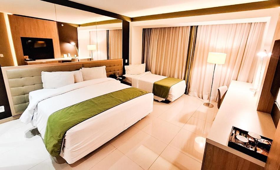 Esuites Savassi Toscanini Belo Horizonte Eksteriør bilde